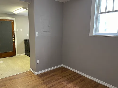 66 Hincks St Photo 1
