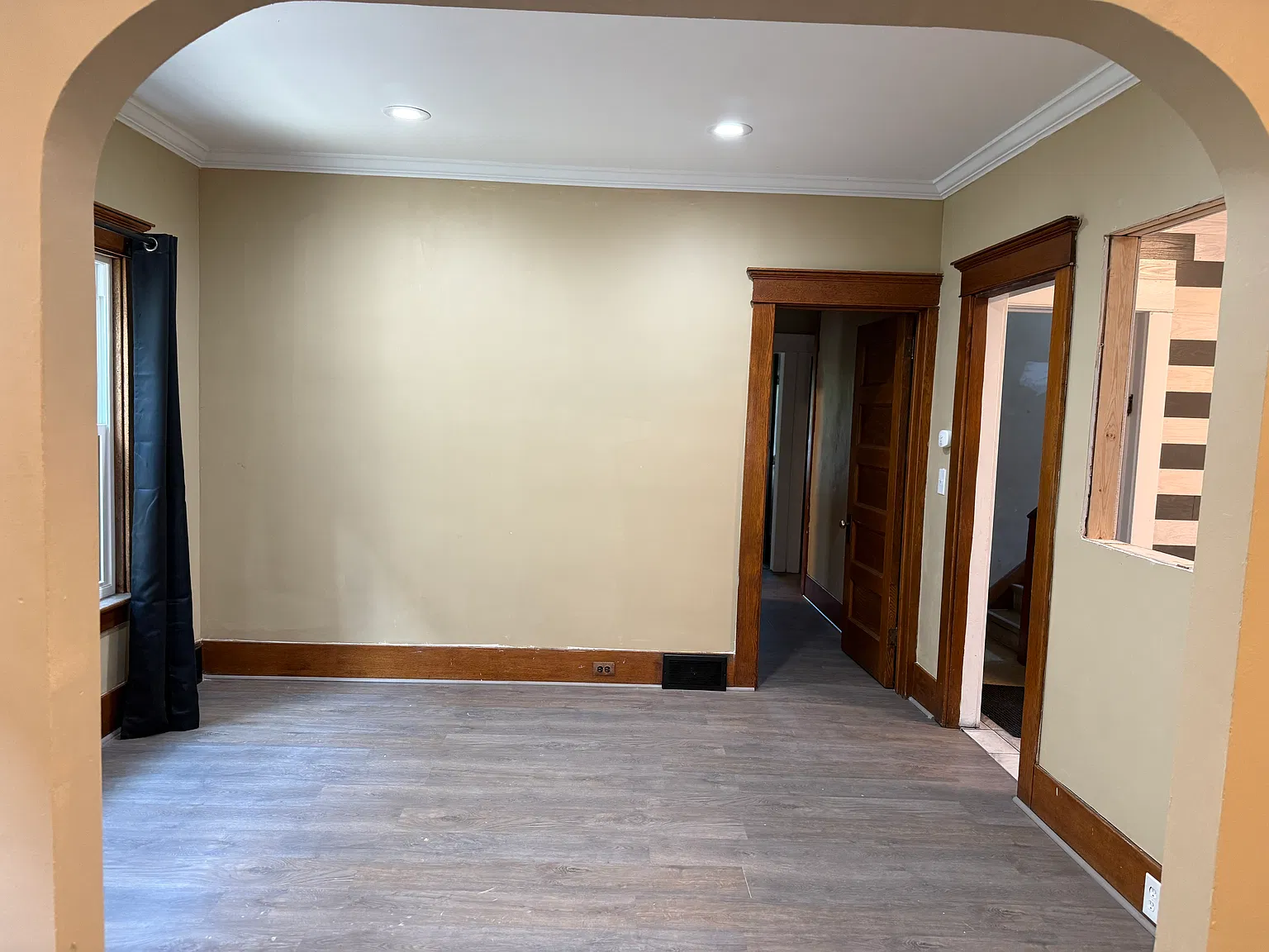 3 bed, 1200 sqft, $1,800 — Photo 4