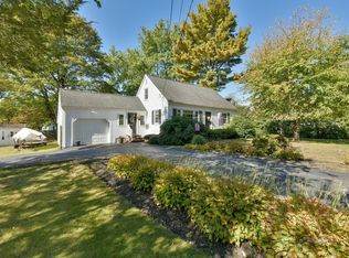 398 South St, Plainville, MA 02762