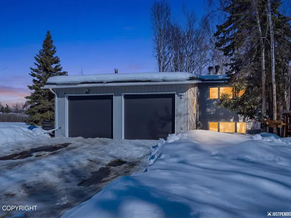 8201 Frank St, Anchorage, AK 99518