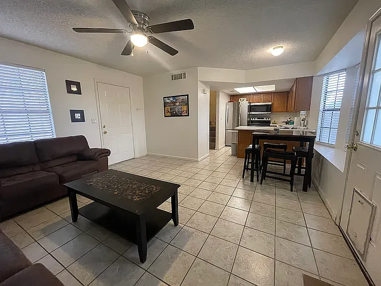 820 W University Dr #2 — Photo 10