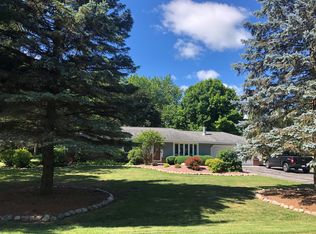N94W23655 Hermitage Dr, Colgate, WI 53017