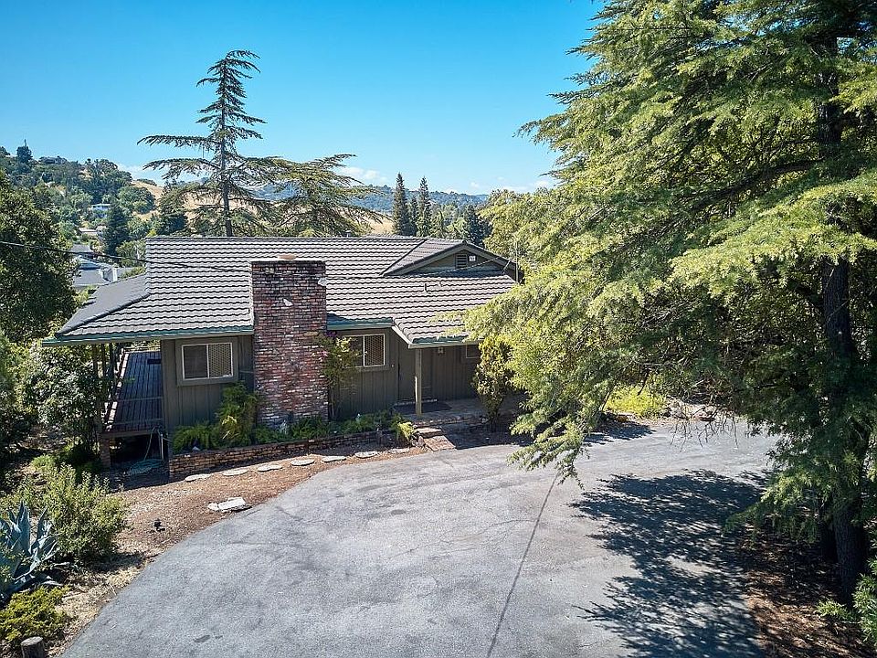 1st image of 16910 La Selva Dr