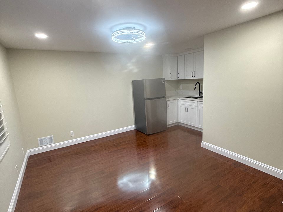 1st image of 9380 El Blanco Ave #1
