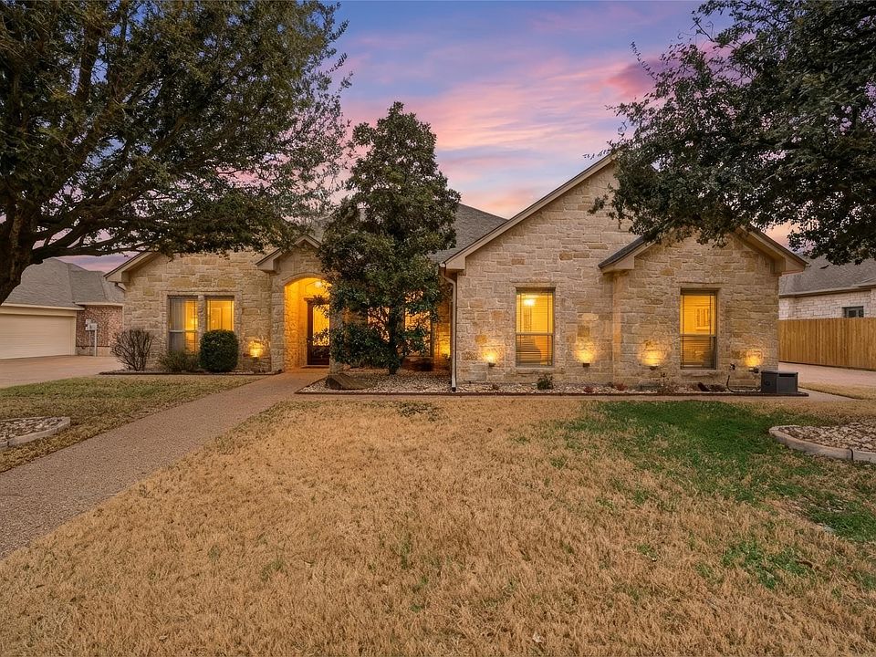 1st image of 152 Ellis Farm Rd