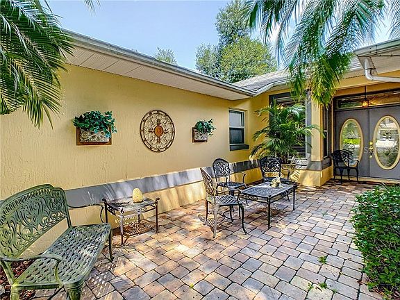 5th image of 32937 Enchanted Oaks Ln