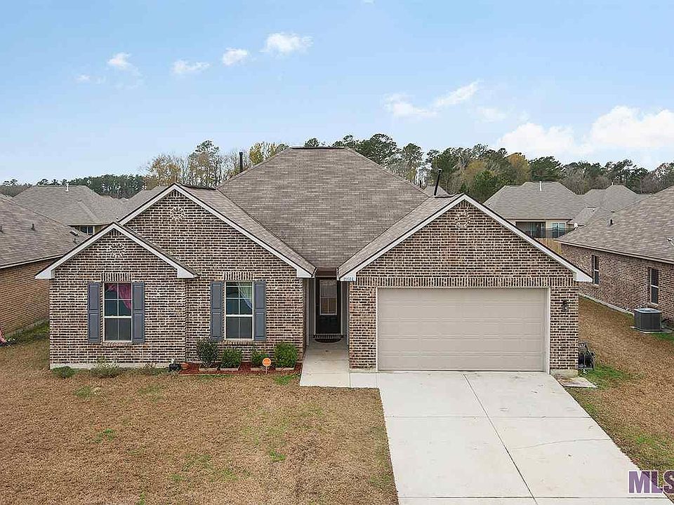 1st image of 13864 Avocado Dr