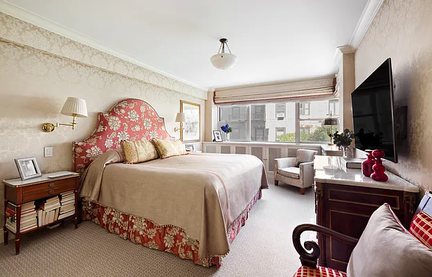 Sold by Compass | media 13