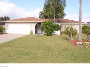2718 SW 3rd Pl, Cape Coral, FL 33914