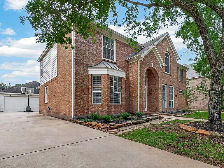 22411 Kendall Shay Ct — Photo 2