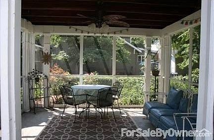 5th image of 1722 Freeman Ave