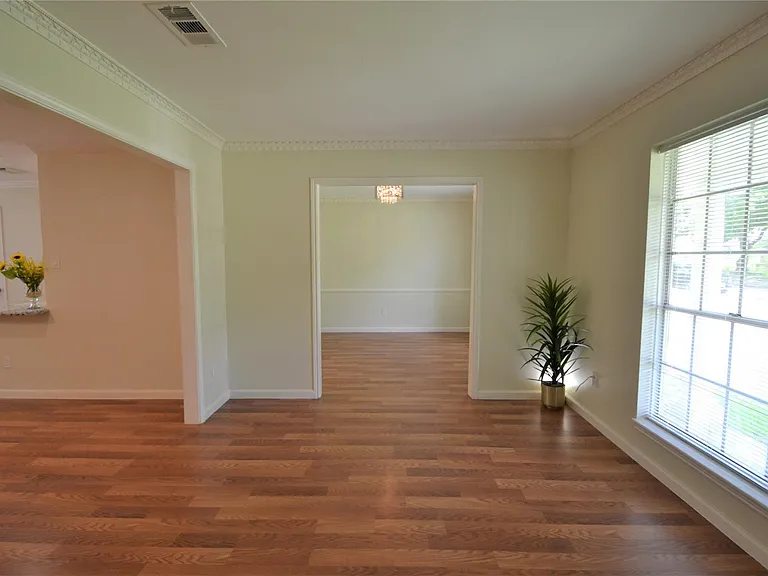 12711 Westleigh Dr — Photo 19