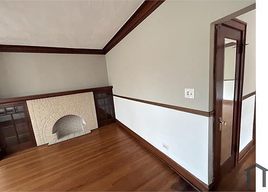 5th image of 8339 S Marquette Ave #2