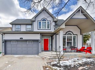 2189 Woodglen Cres, Burlington, ON L7L 6G9