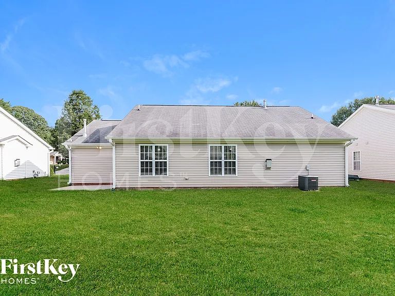 5122 Fiddlers Run Dr — Photo 17