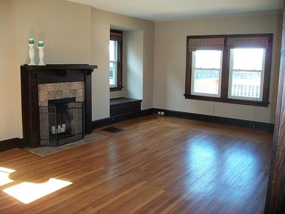 4th image of 1631 Kellywood Ave