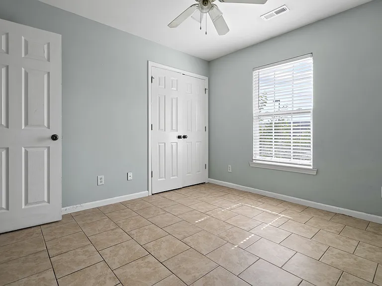 535F 3rd Loop Rd — Photo 24