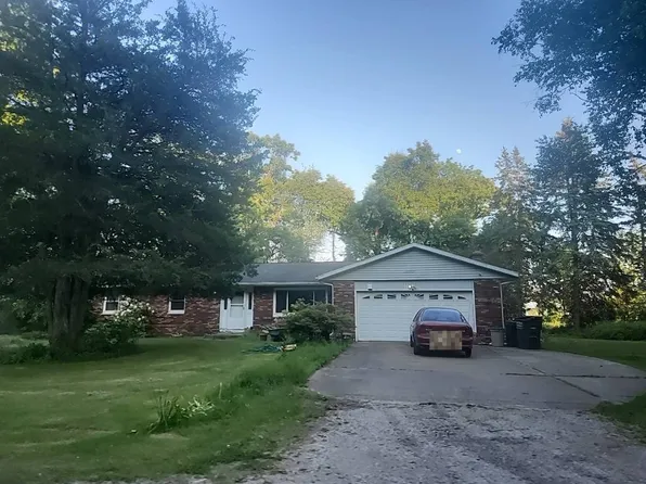 22507 Airline Rd, Sturgis, MI 49091