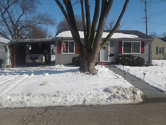 5th image of 210 Canby Ave
