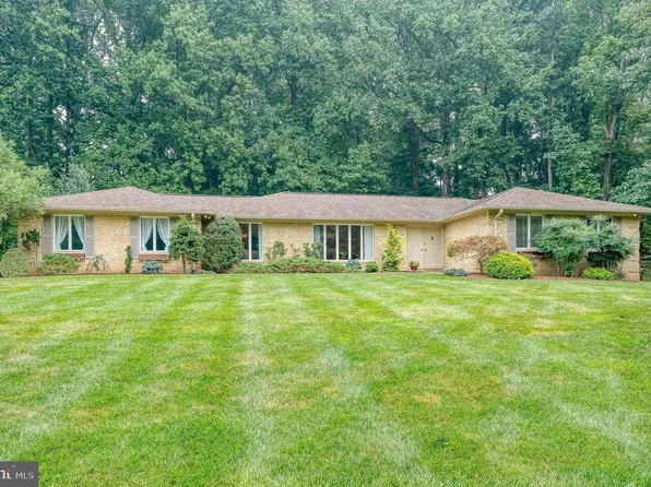1421 Autumn Leaf Rd, Baltimore, MD 21286