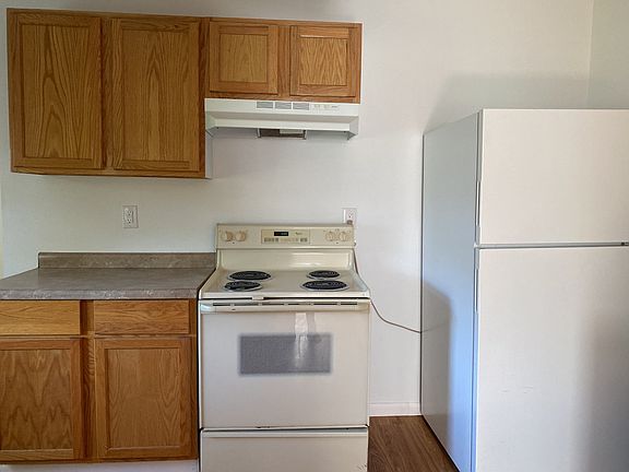 2nd image of 211-213 N Hazel Ave