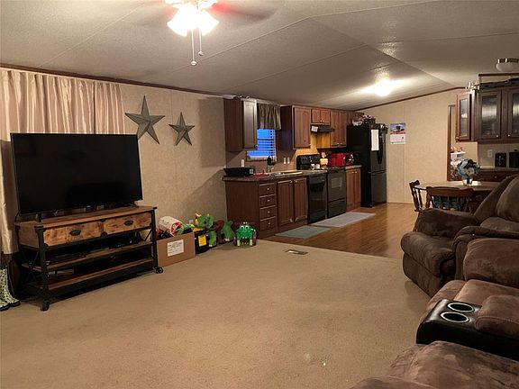 4th image of 1511 Fm 2896