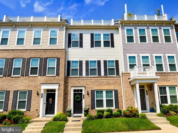 1910 Greenbriar Hall Rd, Dumfries, VA 22026