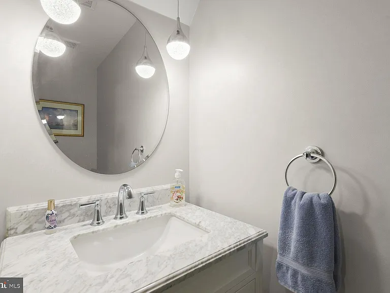 4 Dudley Ct #2 — Photo 9