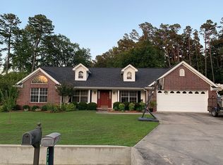 2704 Michelle Dr, Mena, AR 71953