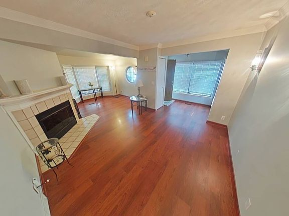 2nd image of 2709 Maplewood Ave