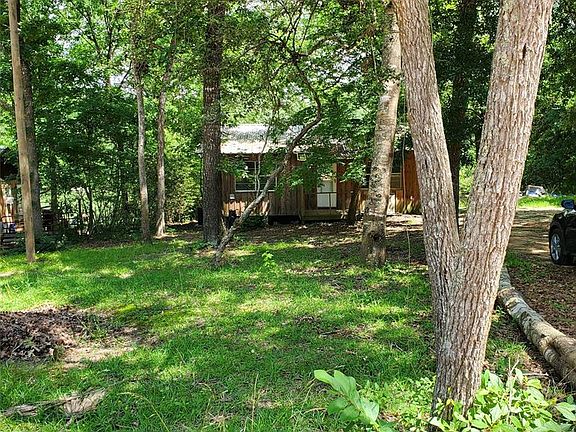 2nd image of 731 Patricia Dr