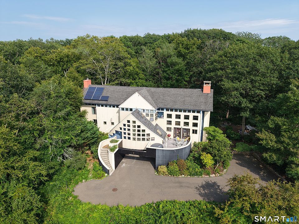 1st image of 607 Lake Drive
