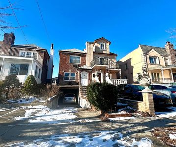 178 Mackenzie St, Brooklyn, NY, 11235