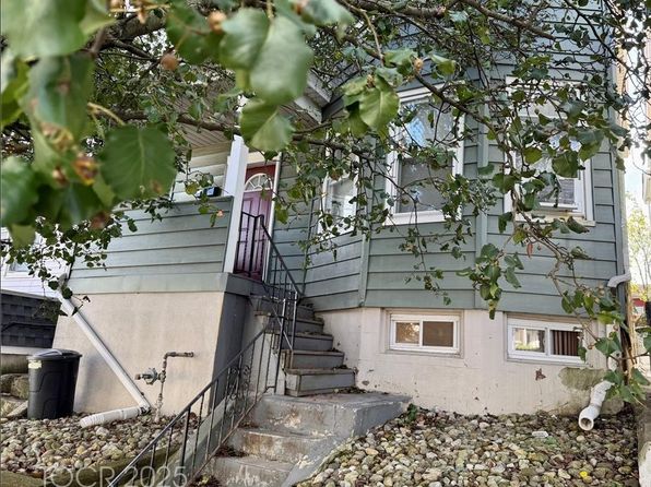 49 Brown Ave