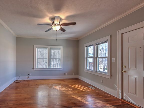 5th image of 311 S Elm St