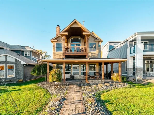 10575 Konneyaut Trl, Conneaut Lake, PA 16316