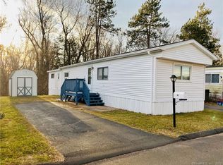 35 Rivermead Blvd, East Hartford, CT 06118