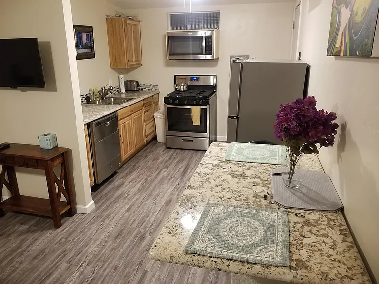 2914 N Cloverland Ave #GUEST HOUSE — Photo 3