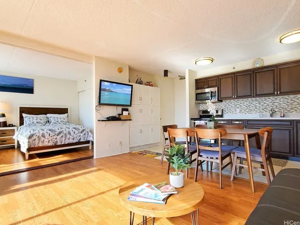 201 Ohua Ave #1911, Honolulu, HI 96815