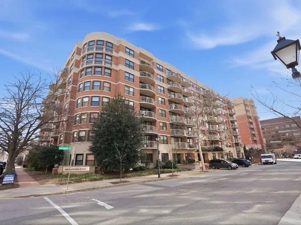 1200 Braddock Pl, Alexandria, VA 22314