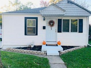 605 Roosevelt Rd, Valparaiso, IN 46383