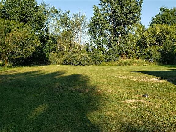 5th image of 91 Lake Holiday Ln