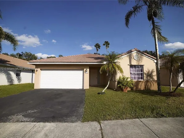 1056 NW 124th Ter, Sunrise, FL 33323