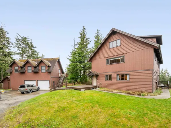 15900 Lee Dr, Juneau, AK 99801