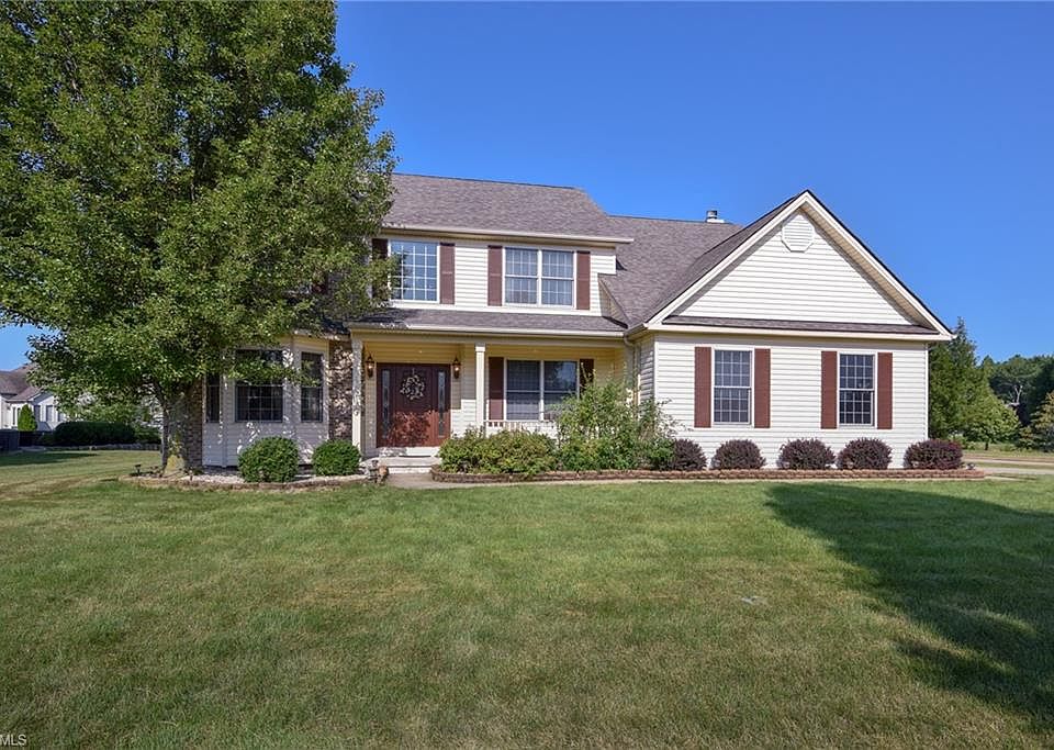 1st image of 27371 Maurer Dr