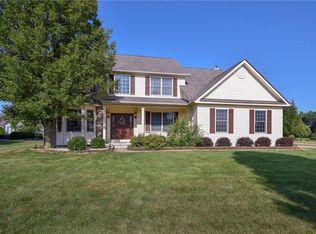 27371 Maurer Dr, Olmsted Township, OH 44138