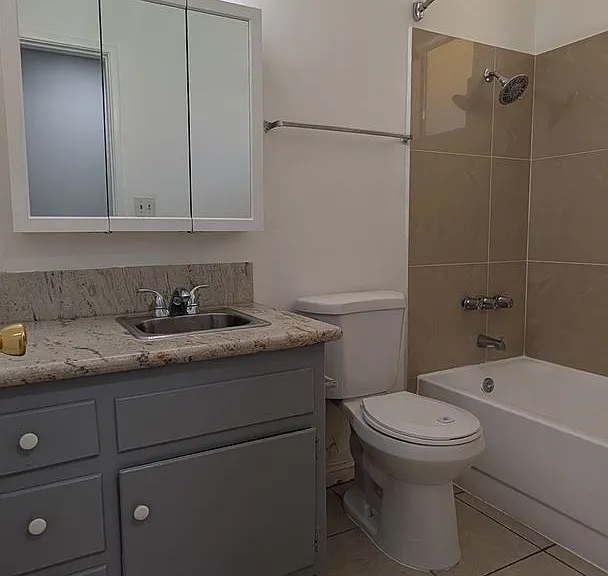 611 N Alhambra Ave — Photo 9