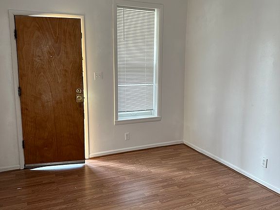 2nd image of 1058 Washington Blvd #1E