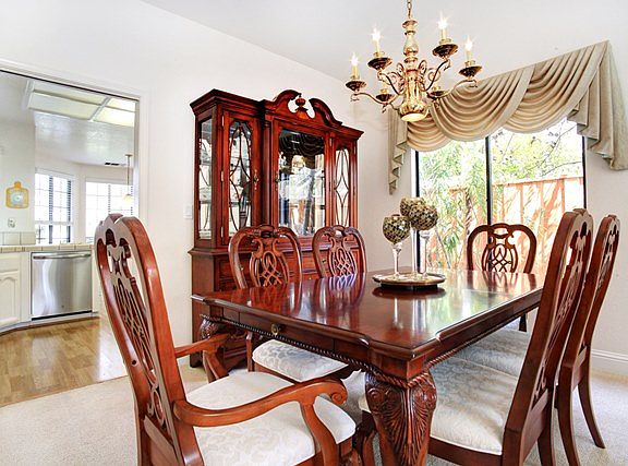5th image of 75 Bordeaux Ct