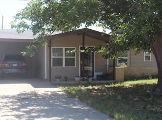 739 N Poplar St, Kermit, TX 79745